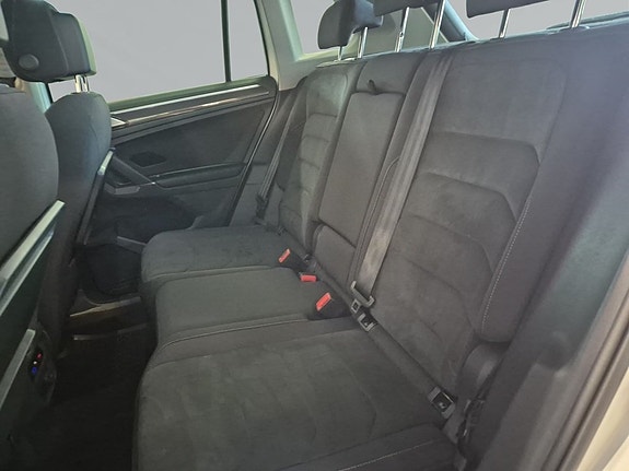 Volkswagen Tiguan 8 of 9