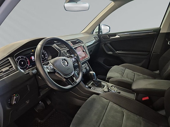 Volkswagen Tiguan 5 of 9