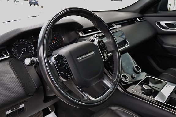 Land Rover Range Rover Velar 6 of 13