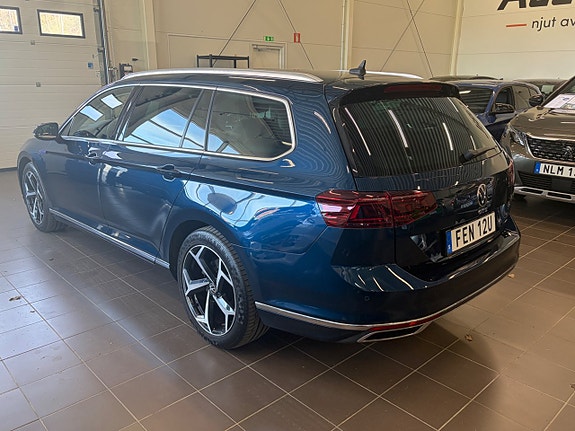 Volkswagen Passat 4 of 5