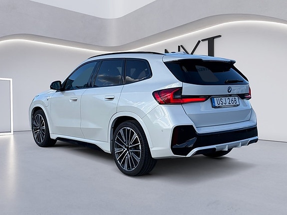BMW X1 4 of 18