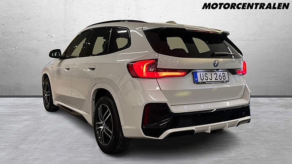 BMW X1 4 of 5