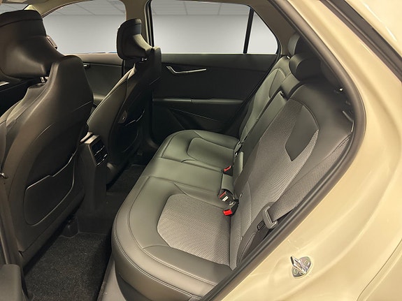Kia Niro 9 of 15