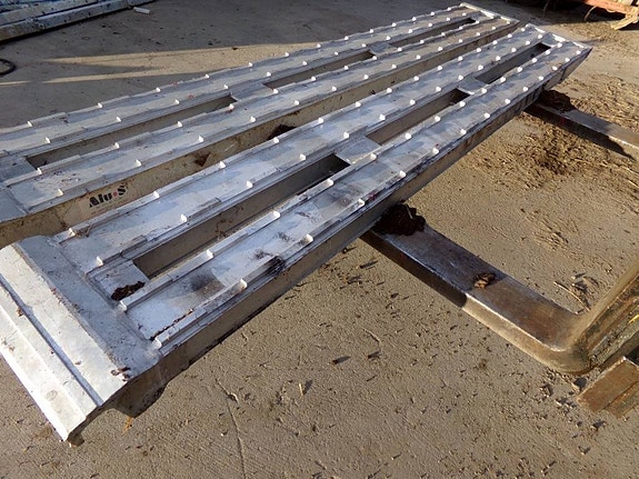 Aluminiumramper 3000x400mm 15T Gripklohake 2 of 4