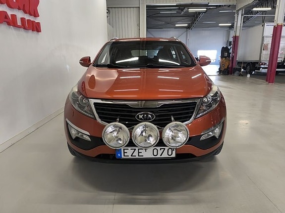 Kia Sportage 2 of 5