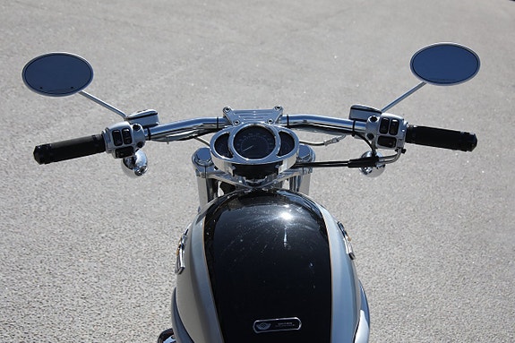 Harley-Davidson VRSCA V-Rod Jubileumsmodell 6 of 10