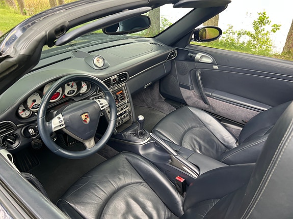 Porsche 911 Carrera S 5 of 5