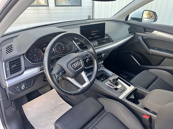 Audi Q5 4 of 5