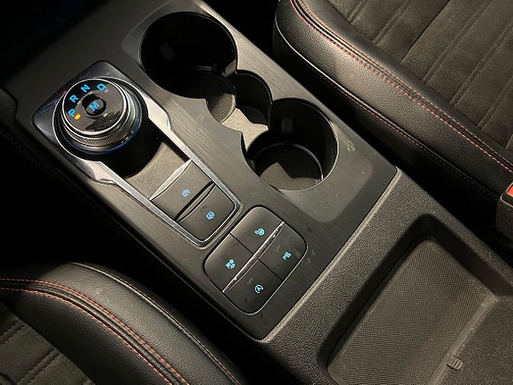 Ford Kuga 22 of 25