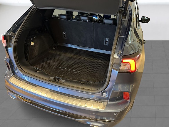 Ford Kuga 11 of 25