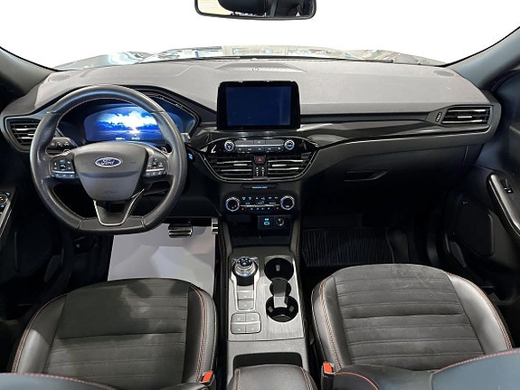 Ford Kuga 8 of 25