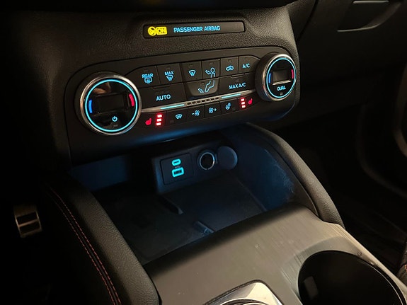 Ford Kuga 21 of 25