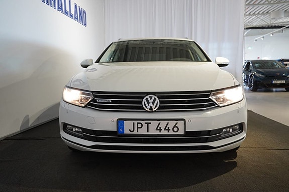 Volkswagen Passat 3 of 5
