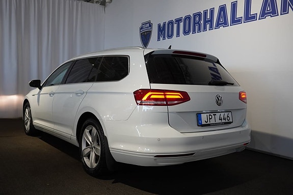 Volkswagen Passat 4 of 5