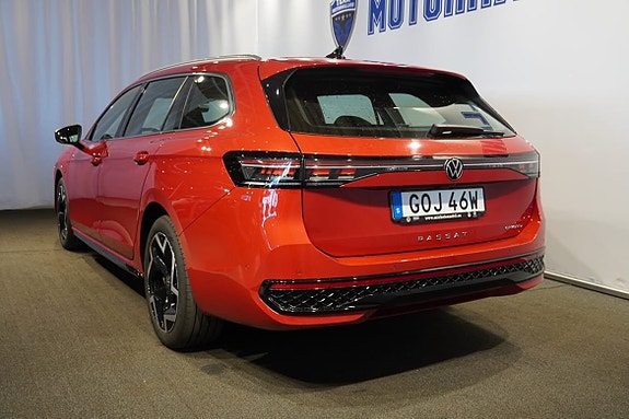 Volkswagen Passat 3 of 5