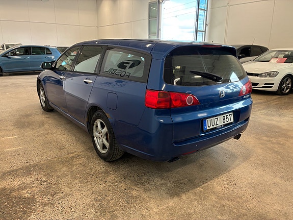 Honda Accord 4 of 17