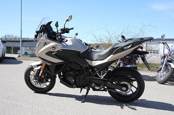 Honda NT1100 ES DCT 4 of 5