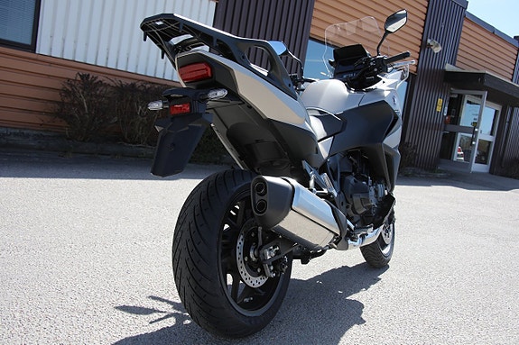 Honda NT1100 ES DCT 10 of 14