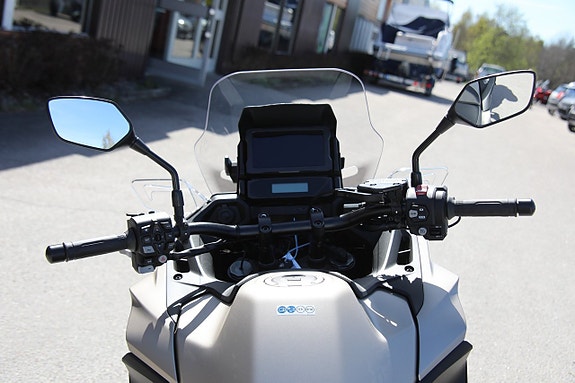 Honda NT1100 ES DCT 6 of 14