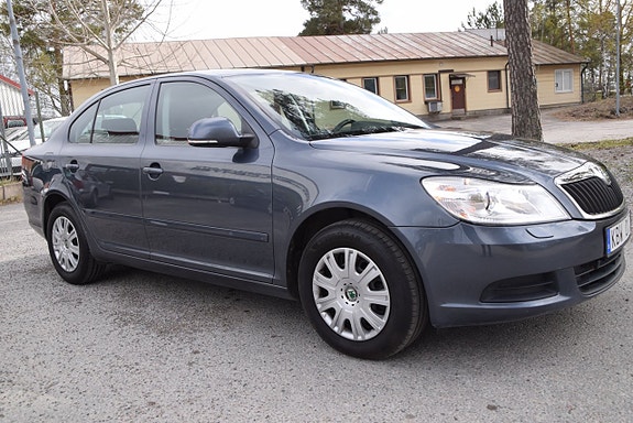 Skoda Octavia 3 of 5