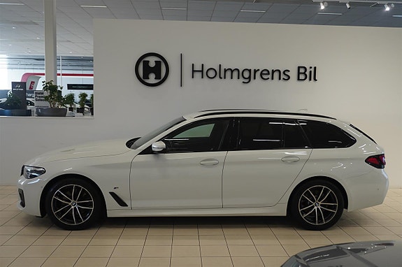 BMW 520d 3 of 5