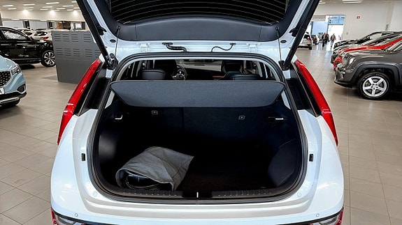 Kia Niro 9 of 26