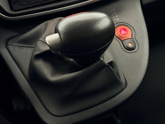 Renault Kangoo Maxi 23 of 26