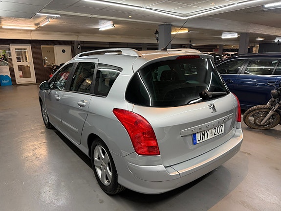 Peugeot 308 5 of 5