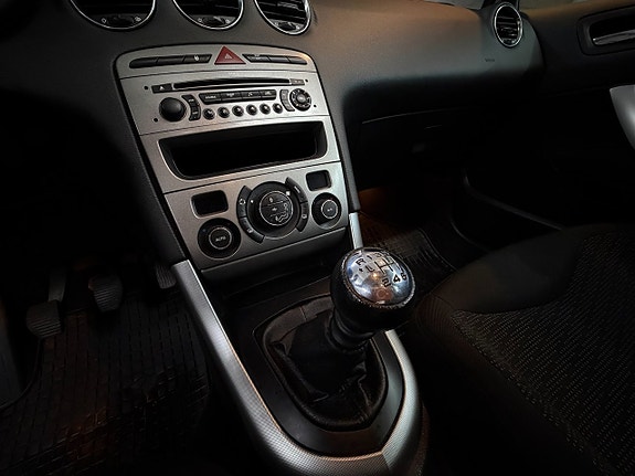 Peugeot 308 15 of 18