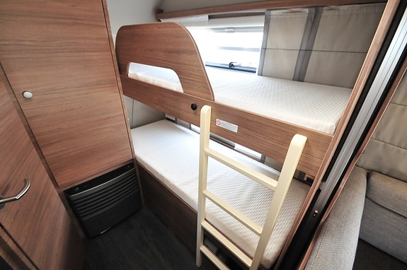 Knaus Sport 580 QS Barkammare Isabella förtält 9 of 13