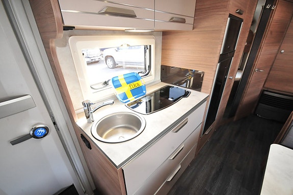 Knaus Sport 580 QS Barkammare Isabella förtält 7 of 13
