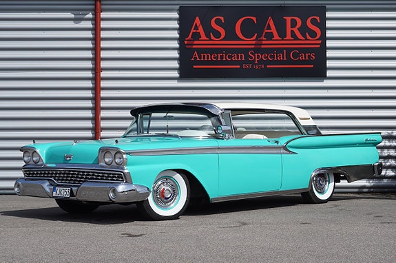 Ford Galaxie
