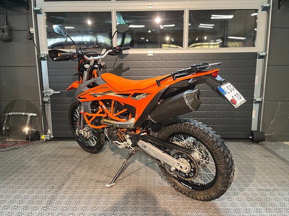 KTM 690 Enduro R 5 of 12