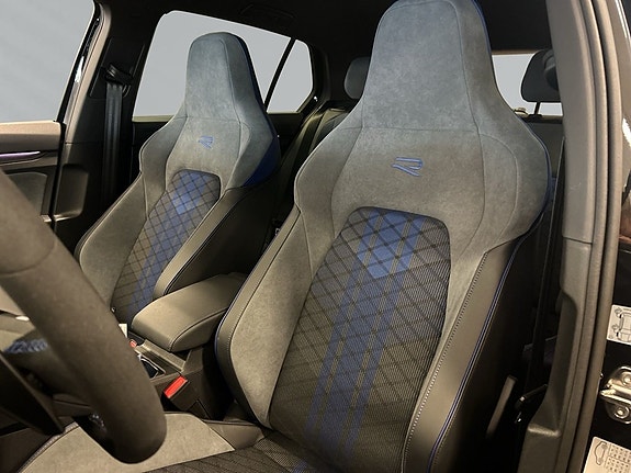 Volkswagen Golf I 6 of 7