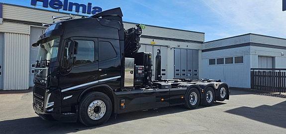 El kranväxlare Hiab Volvo FM 8x4
