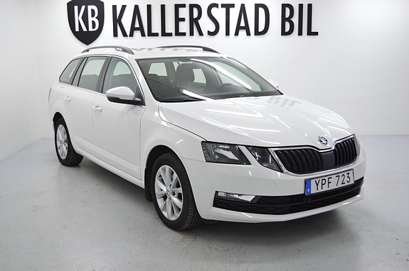 Skoda Octavia 2 of 5