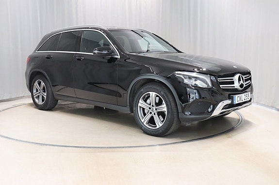 Mercedes-Benz GLC220 d 3 of 5