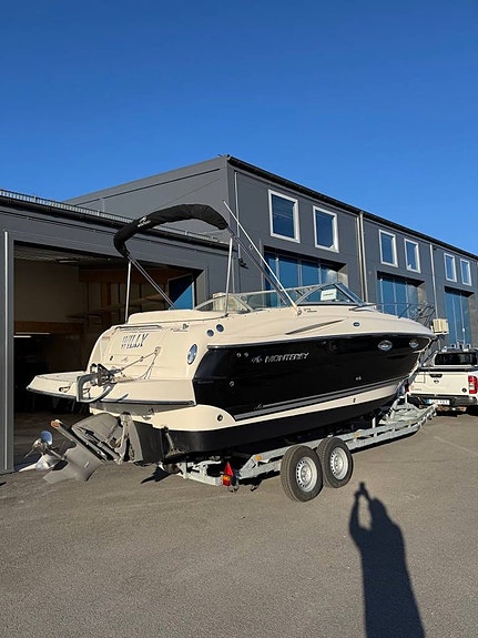 Monterey 275 SC med 300 hk V8 och all tänkbar utrustning 6 of 12