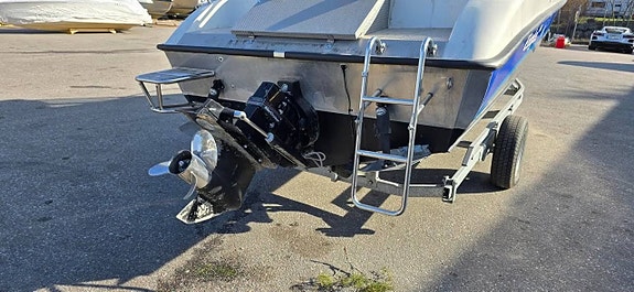 Silver Eagle 650 Cabin 1,7 L Mercuiser DTI diesel -07 6 of 11