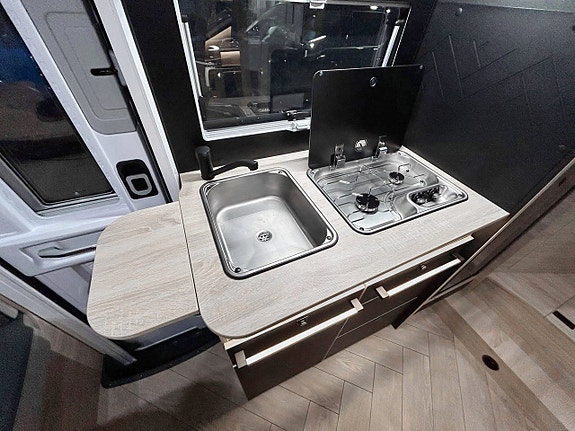 CHALLENGER 287GA Graphite Edition 165hk AUTOMAT Långbäddar 5-Sits 12 of 30