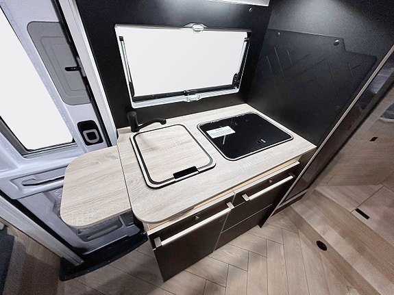 CHALLENGER 287GA Graphite Edition 165hk AUTOMAT Långbäddar 5-Sits 11 of 30