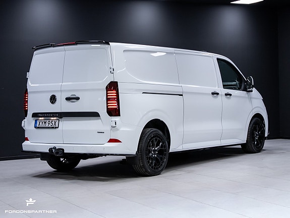 Volkswagen Transporter 8 of 30