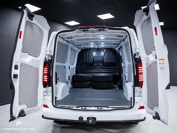 Volkswagen Transporter 13 of 30