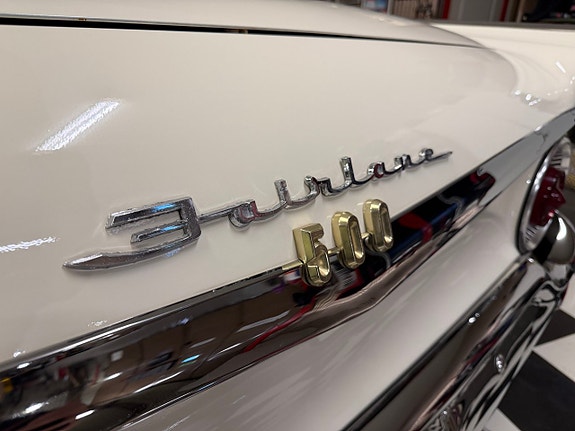 Ford Galaxie 5 of 27