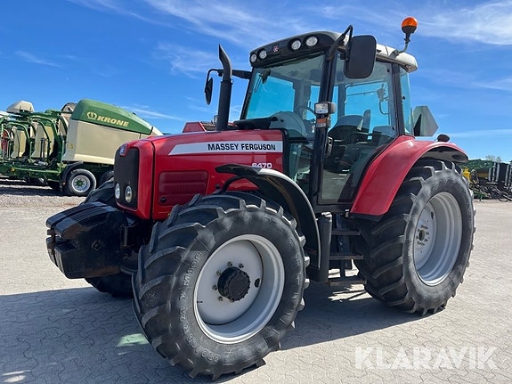 Traktor Massey Ferguson 6470 Dyna