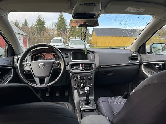 Volvo V40 7 of 7