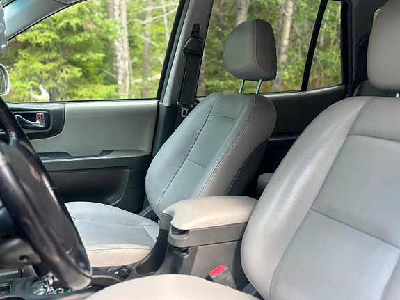 Hyundai Santa Fe 16 of 20