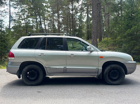 Hyundai Santa Fe 10 of 20