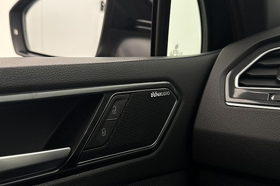 Volkswagen Tiguan 14 of 28
