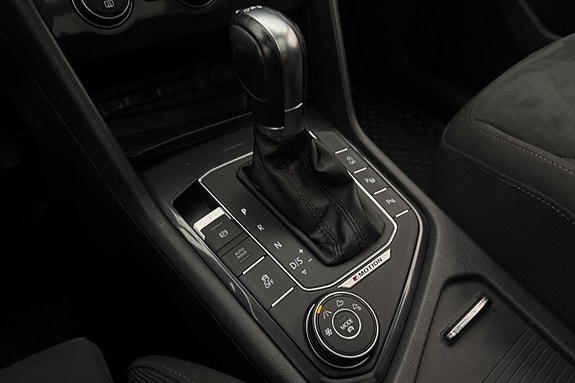 Volkswagen Tiguan 22 of 28